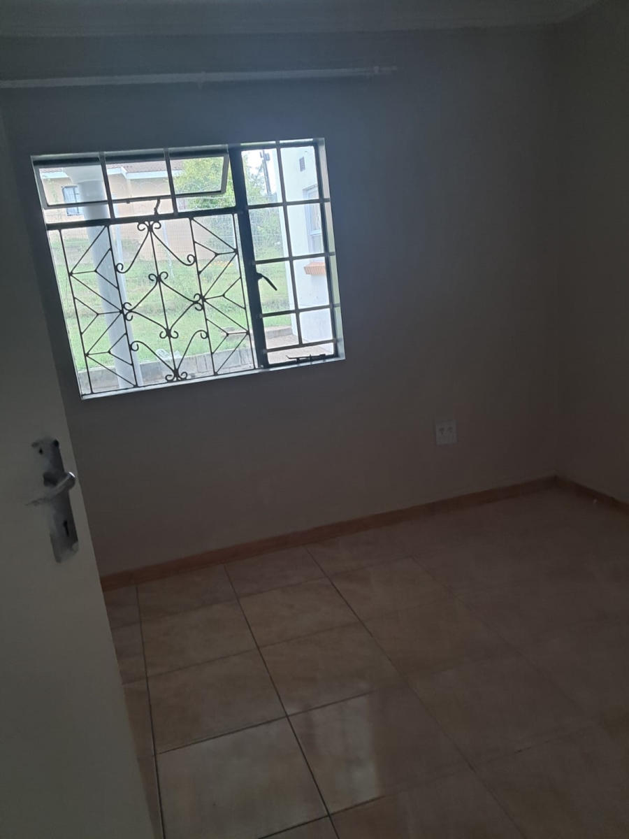 To Let 3 Bedroom Property for Rent in Northcrest Eastern Cape